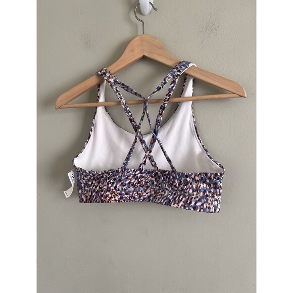 NWT Old Navy Active Power Press Go Dry  Sports Bra Women’s Size M Cross Back - Picture 2 of 3